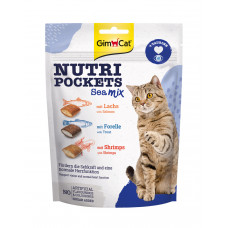 GimCat Nutri Pockets Морський мікс 150 г - хрусткі подушечки для кішок (лосось, форель і креветки)1