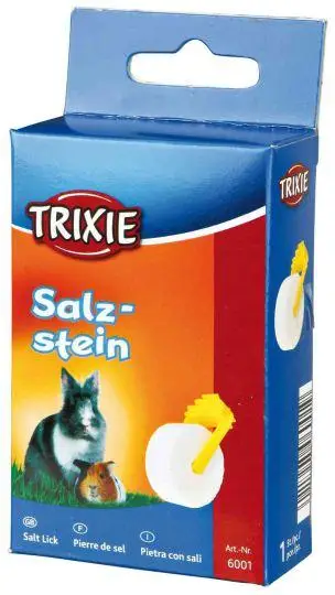 Trixie TX-6001 Мінеральна сіль-лізун 84г з держачем для гризунів1