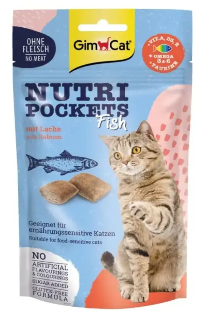 GimCat Nutri Pockets 60г - хрусткі подушечки для котів (Лосось + Мультивітамін)1